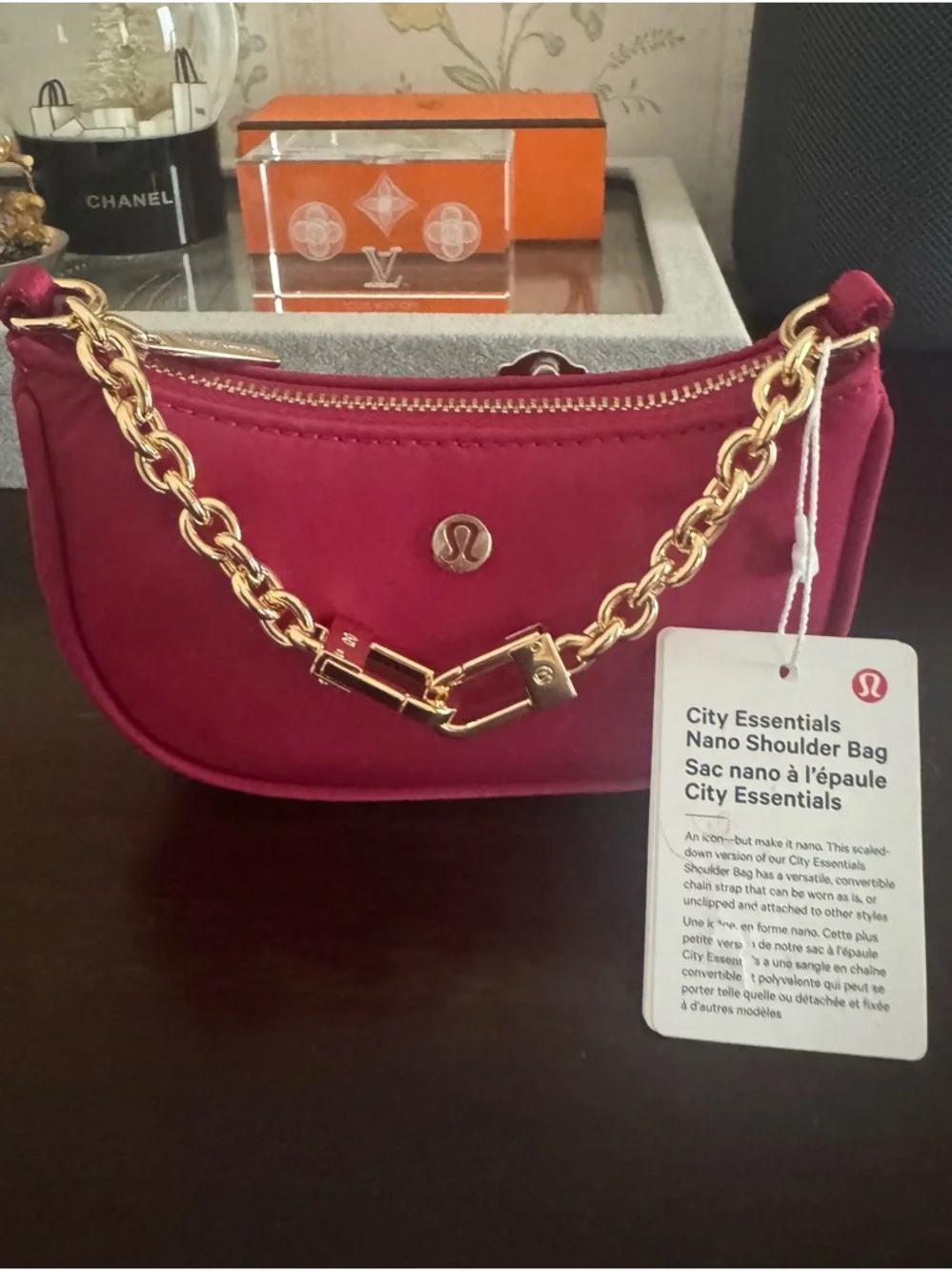 Lululemon City Essentials Nano Shoulder Bag - Picture 3 of 5